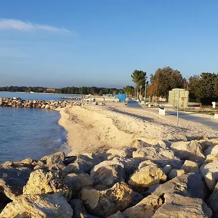 Дом отдыха Excellence Пула