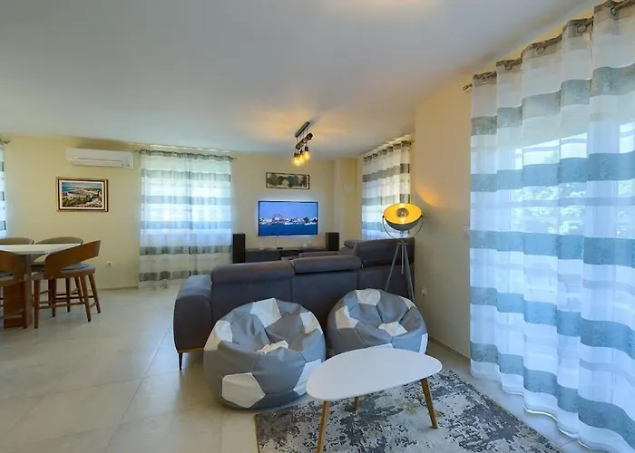 Excellence Tatil Evi *