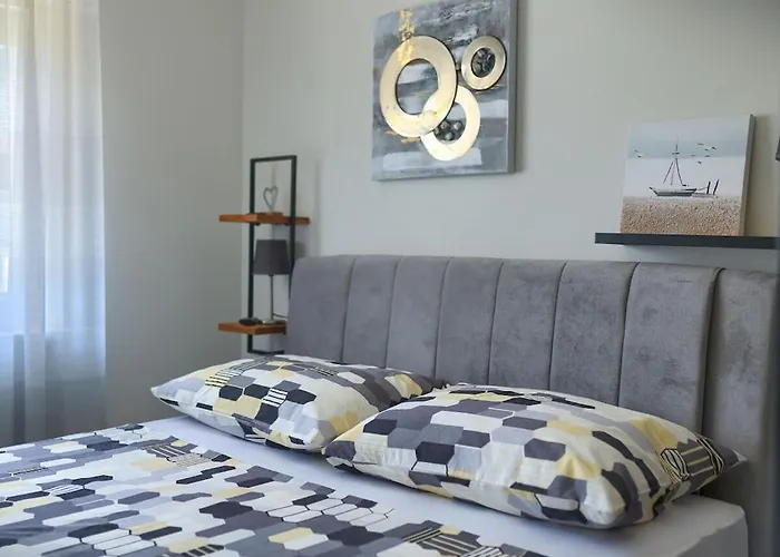 Excellence Tatil Evi Pula