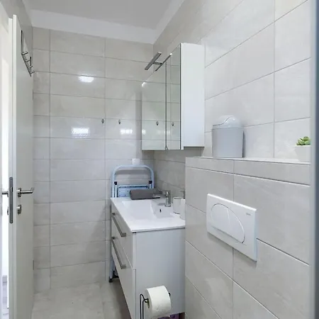 펜션 Excellence 풀라